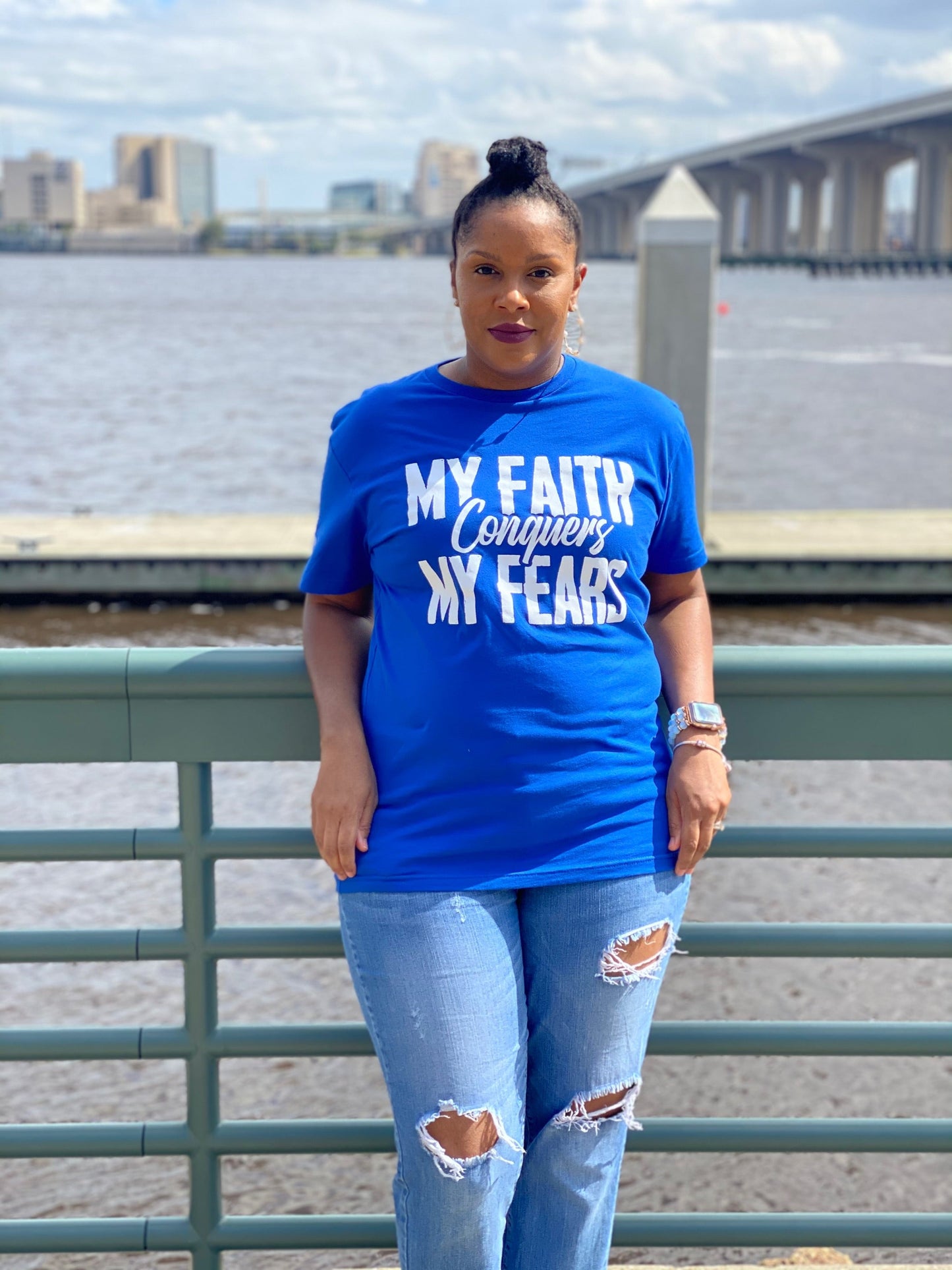 100% combed ring-spun cotton fine jersey.